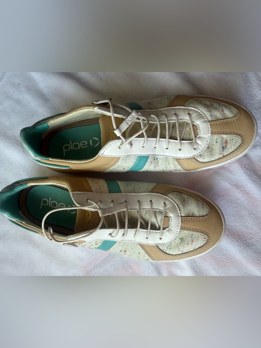 PLAE Women’s White, Teal & Tan Lightweight Sneakers Size 8